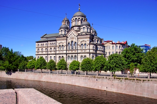 храм, река, природа, архитектура, санкт-петербург, зеленые, синие, серые