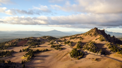 дорога, холмы, деревья, облака, горизонт, коричневые, голубые