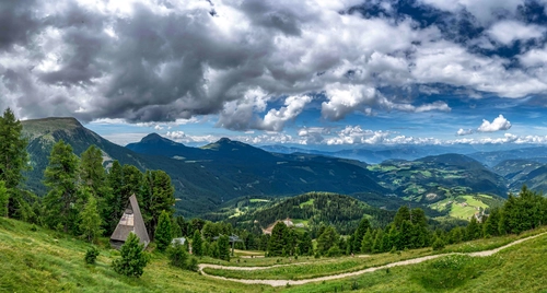 горы, склон, облака, италия, природа, белые, синие, зеленые