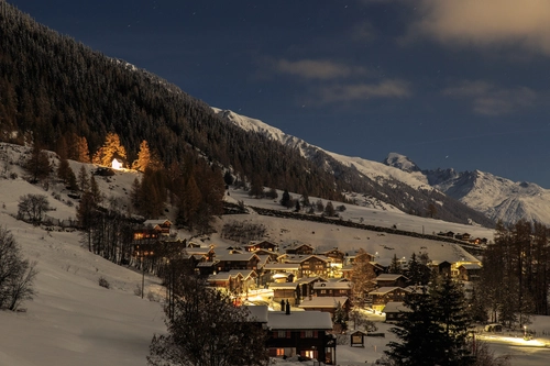 снег, природа, ночь, огни, зима, швейцария, горы, серые, желтые, черные