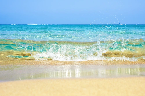 небо, горизонт, море, волны, брызги, песок, голубые, бежевые