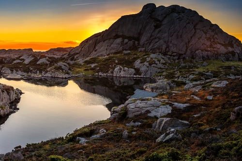 фьорд, закат, камни, скалы, оранжевые, серые, черные