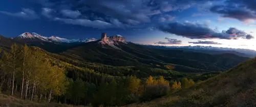 скала, деревья, лес, вечер, тучи, темные, зеленые, синие