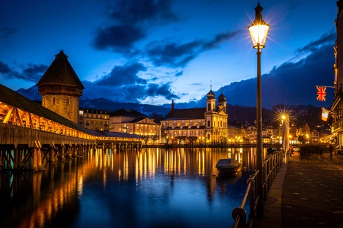 ночь, город, церковь, отражение, темные, синие, желтые