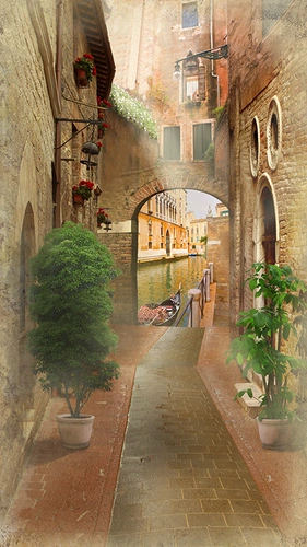 город, улица, улочка, дом, дома, вода, река, лодка, зелень, оранжевые, бежевые