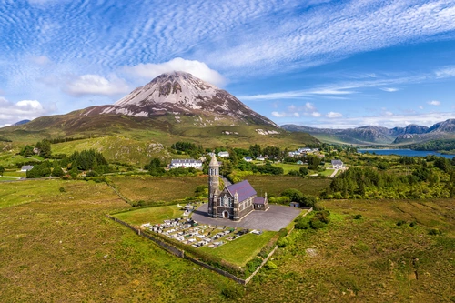 часовня, гора, церковь, природа, зеленые, белые, голубые