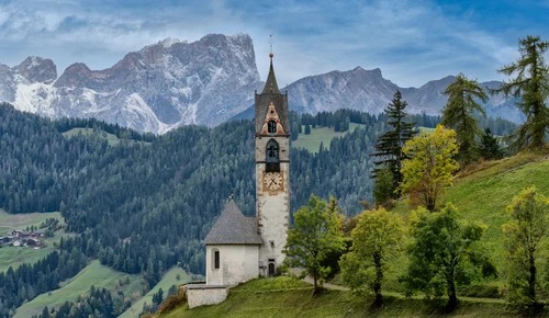 склон, горы, деревья, церковь, зеленые, природа