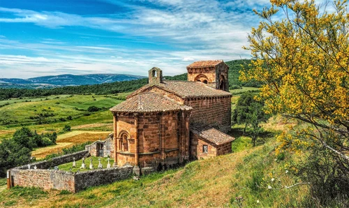 горы, храм, часовня, церковь, природа, коричневые, зеленые