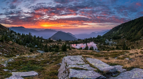 камни, гора, солнце, желтые, коричневые, черные, панорама