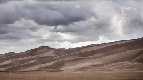 пустыня, холмы, облака, тучи, серые, коричневые