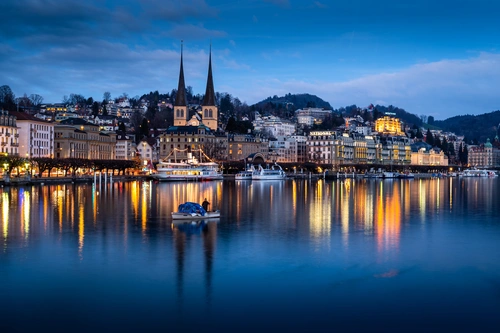 ночь, зима, отражениЕ, озеро, церковь, синие, желтые