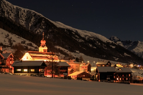 город, свет, швейцария, горы, снег, ночь, желтые, оранжевые, серые, черные